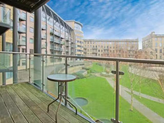 2 bedroom flat for rent in Salts Mill Road, Shipley, Bradford.