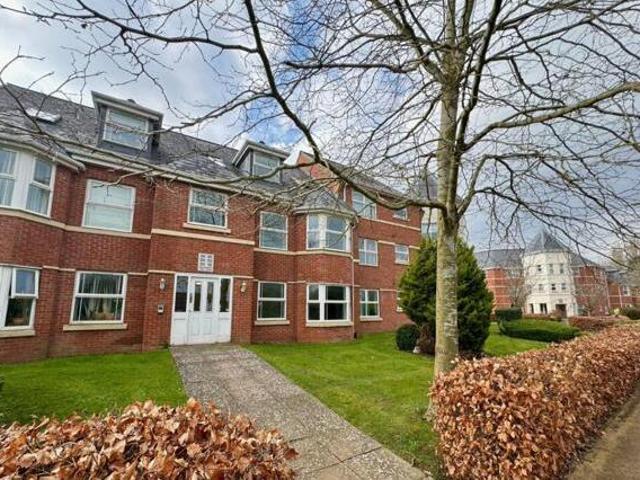 2 Bedroom Flat For Rent In Solihull, West Midlands