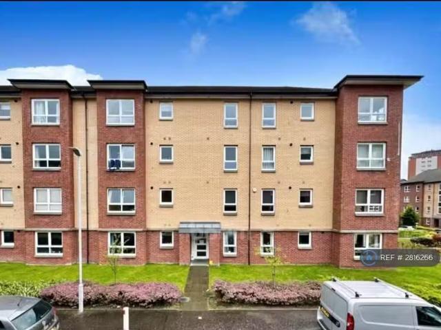 2 bedroom flat for rent in Springfield Gardens, Glasgow, G31