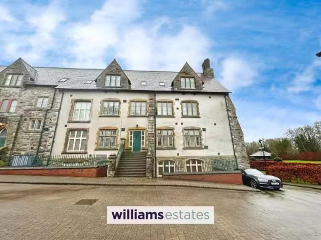 2 bedroom flat for rent in St. Clares Court, Pantasaph, CH8