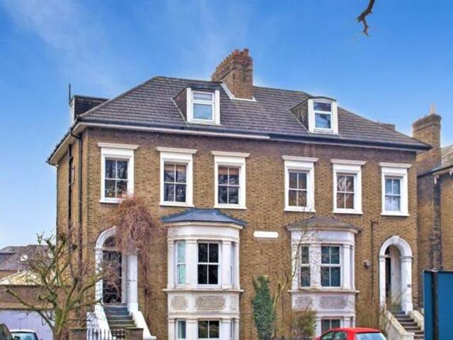 2 Bedroom Flat For Rent In Sundridge Park, Bromley