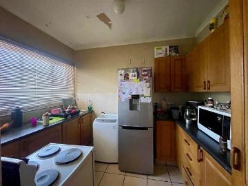 2 Bedroom Flat in Three Rivers