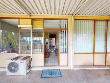 2 Bedroom Flat in Upington Central