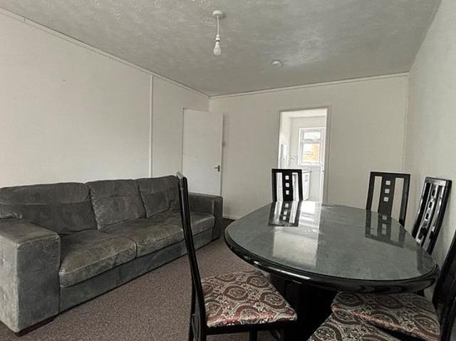 2 bedroom flat in Walsall