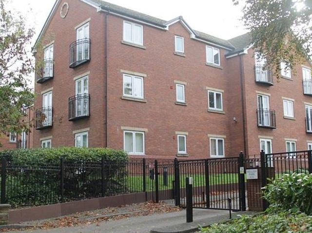 2 bedroom flat in Walsall