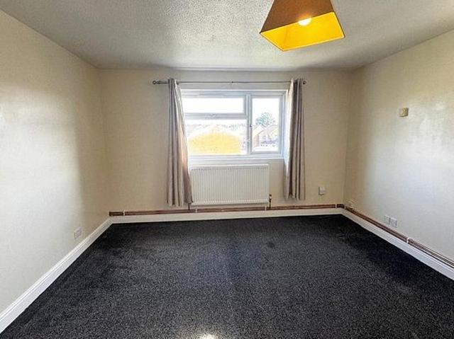 2 bedroom flat in Walsall