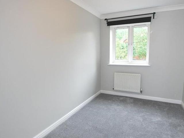 2 bedroom flat in Wembley
