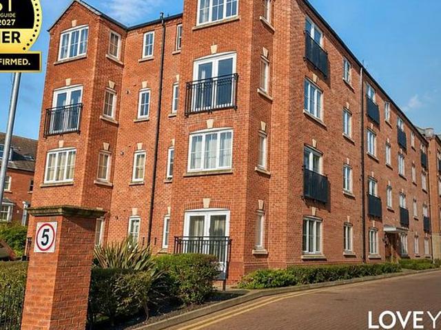 2 bedroom flat in West Bromwich