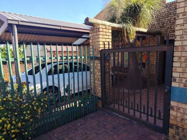 2 Bedroom Flat in Wonderboom South
