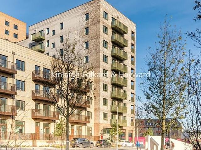 2 bedroom flat in Barking
