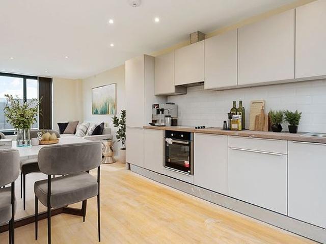 2 bedroom flat in Barnet