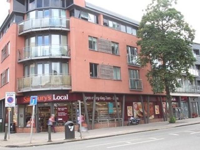2 bedroom flat in Beckenham