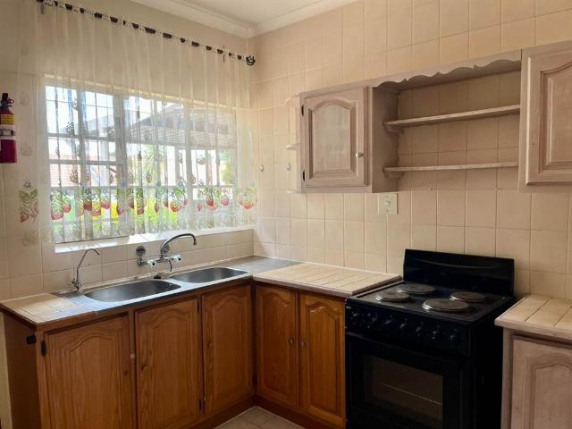 2 Bedroom Flat in Bela Warmbaths