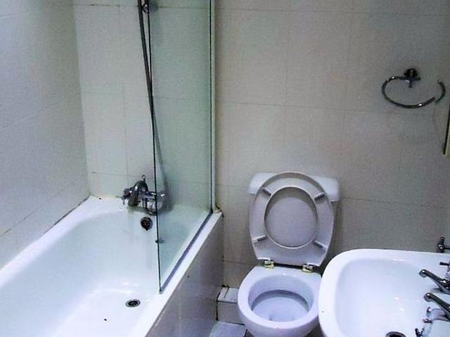 2 bedroom flat in Birkenhead