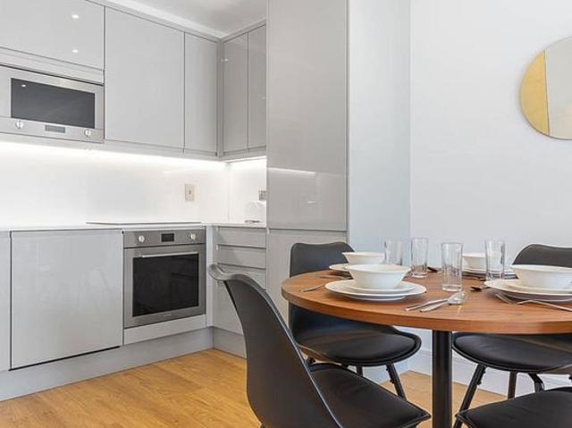 2 bedroom flat in Birmingham