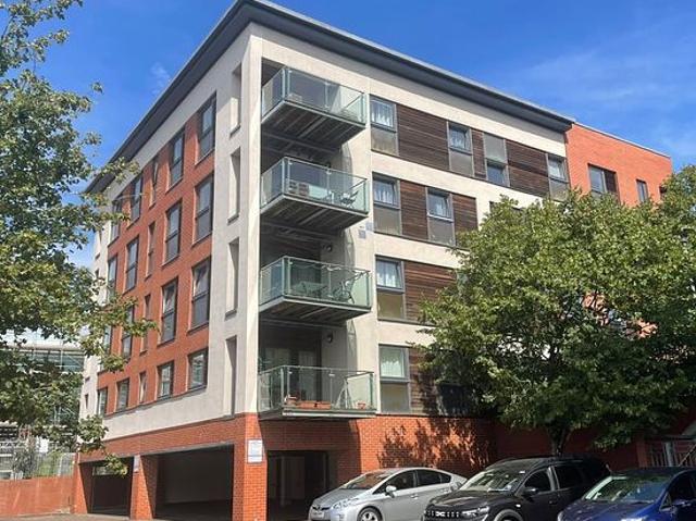 2 bedroom flat in Birmingham