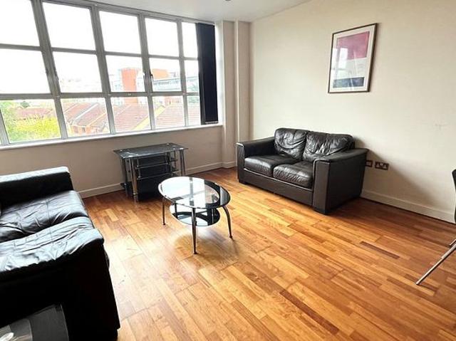 2 bedroom flat in Birmingham