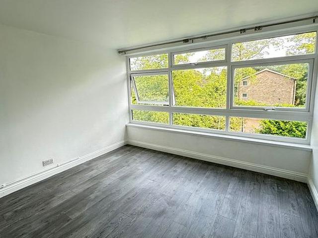 2 bedroom flat in Birmingham