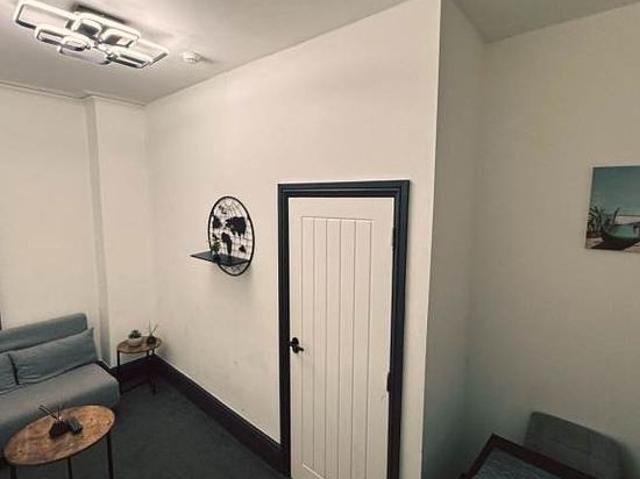2 bedroom flat in Birmingham