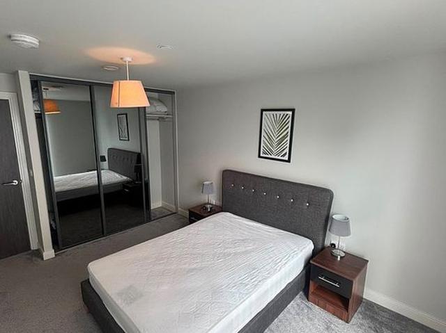2 bedroom flat in Birmingham