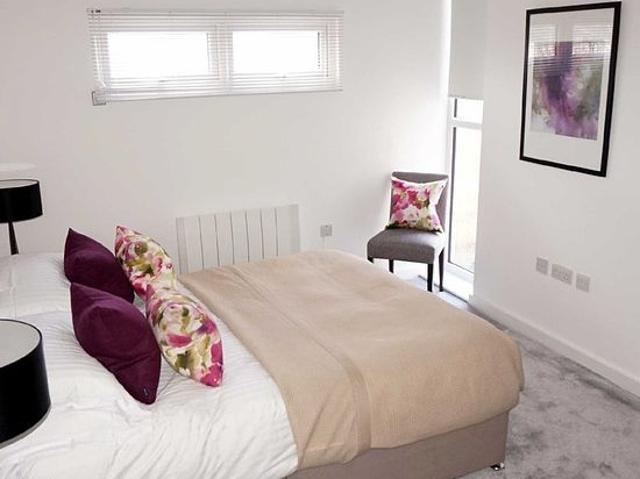 2 bedroom flat in Bromley
