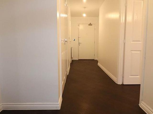 2 bedroom flat in Bromley