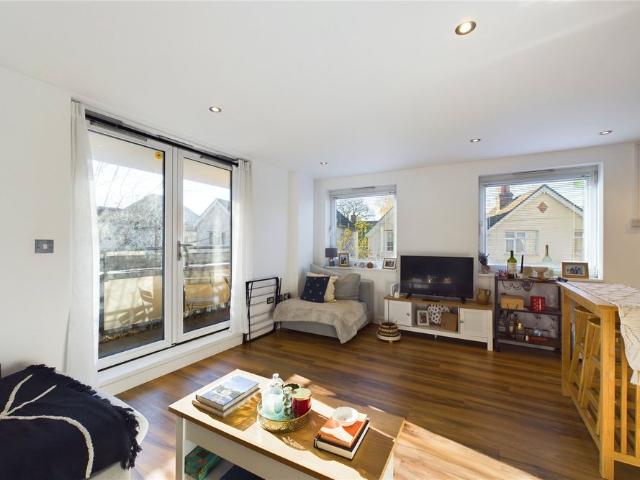 2 bedroom Flat in Centro, Camberley