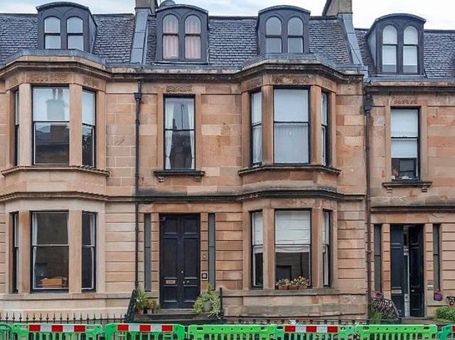 2 bedroom flat in Glasgow