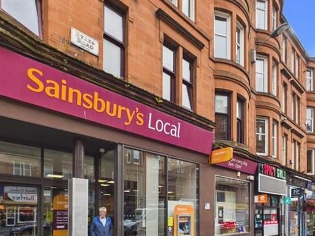 2 bedroom flat in Glasgow