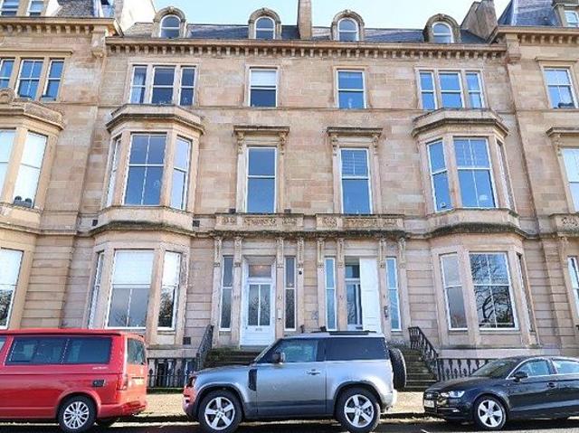 2 bedroom flat in Glasgow