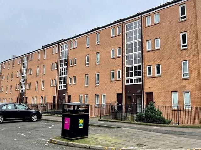 2 bedroom flat in Glasgow