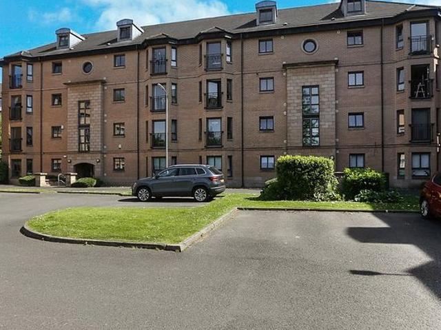2 bedroom flat in Glasgow