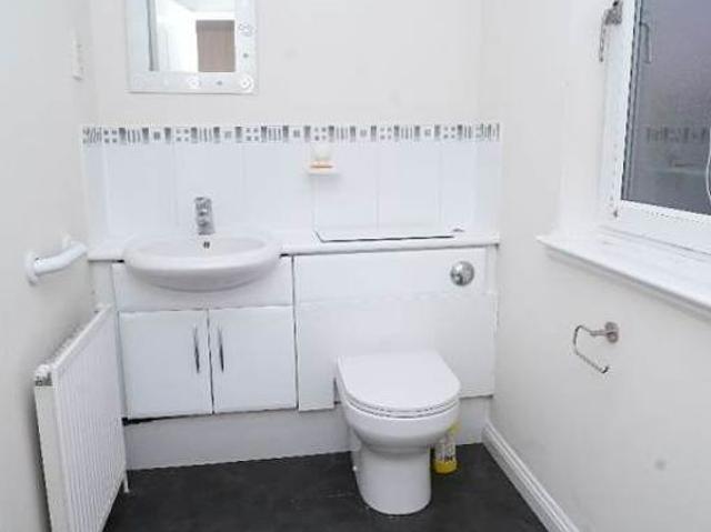 2 bedroom flat in Glasgow