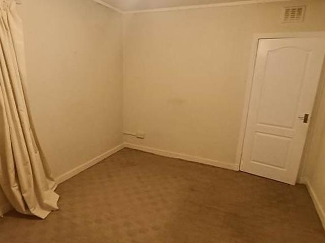 2 bedroom flat in Glasgow