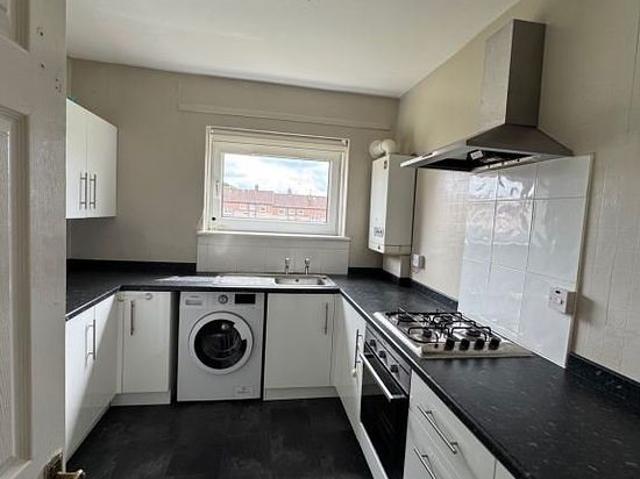 2 bedroom flat in Glasgow