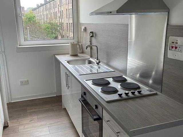 2 bedroom flat in Glasgow
