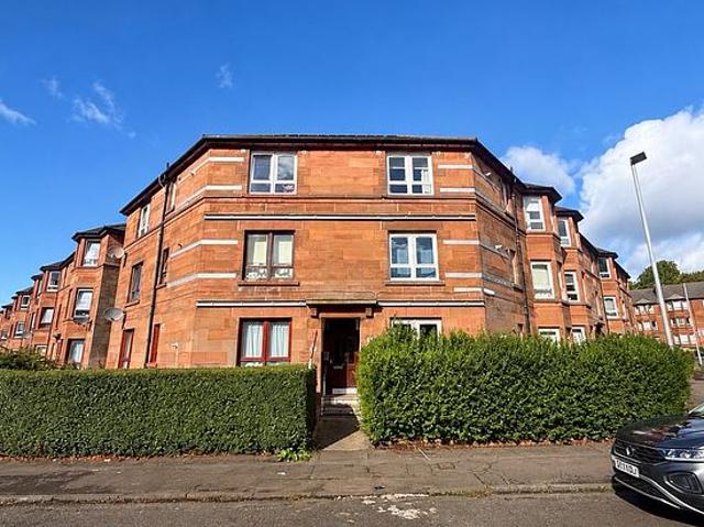 2 bedroom flat in Glasgow