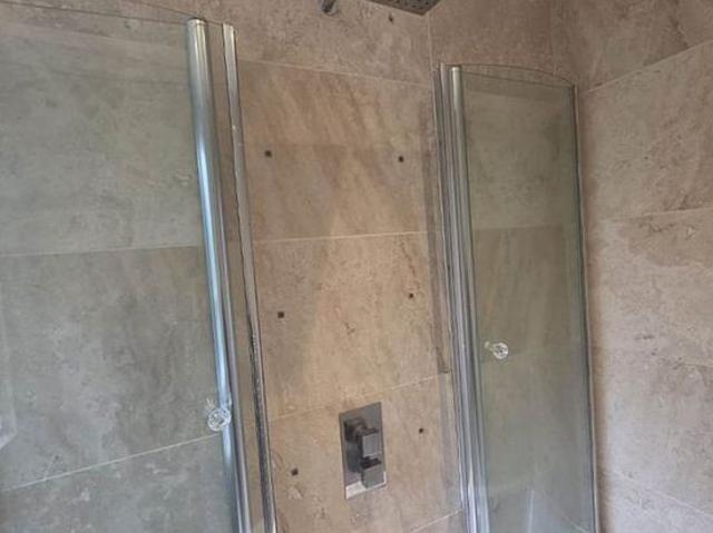 2 bedroom flat in Glasgow