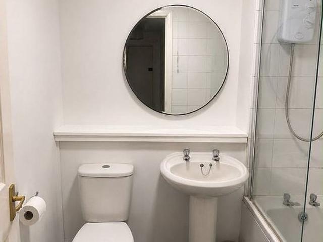2 bedroom flat in Glasgow