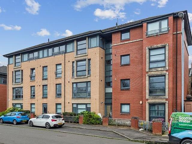 2 bedroom flat in Glasgow