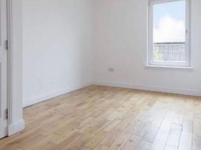 2 bedroom flat in Glasgow