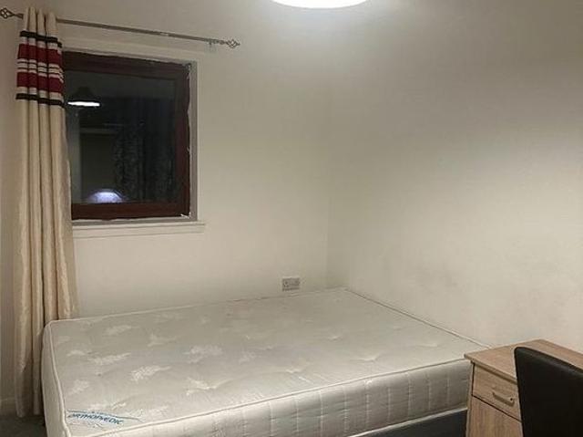2 bedroom flat in Glasgow