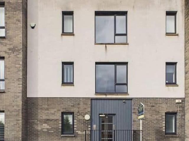 2 bedroom flat in Glasgow