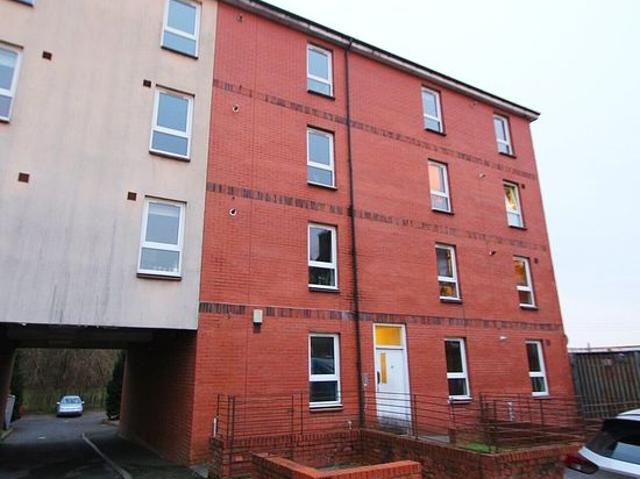 2 bedroom flat in Glasgow