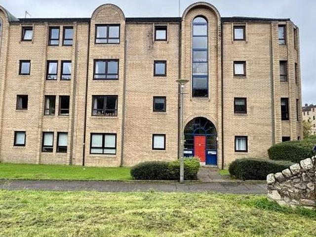 2 bedroom flat in Glasgow