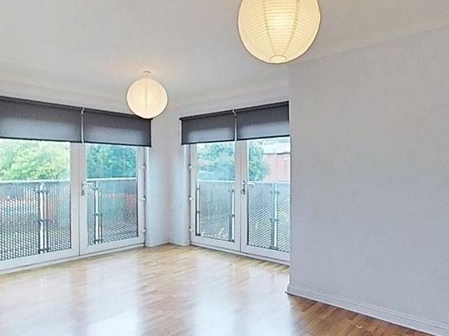 2 bedroom flat in Glasgow
