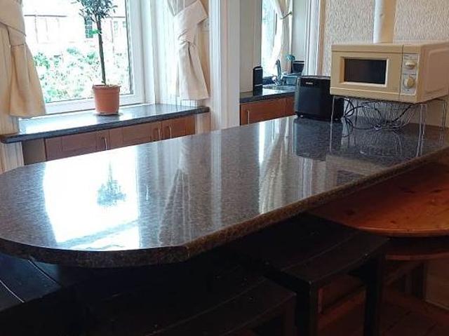 2 bedroom flat in Glasgow