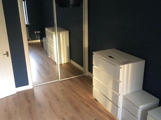 2 bedroom flat in Glasgow