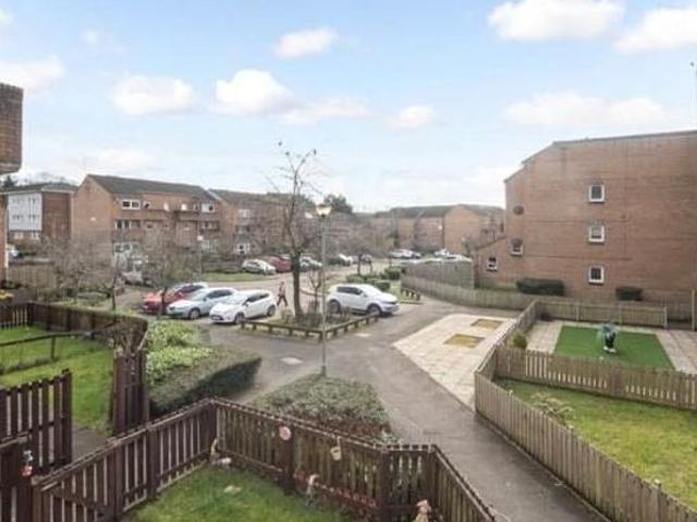 2 bedroom flat in Glasgow