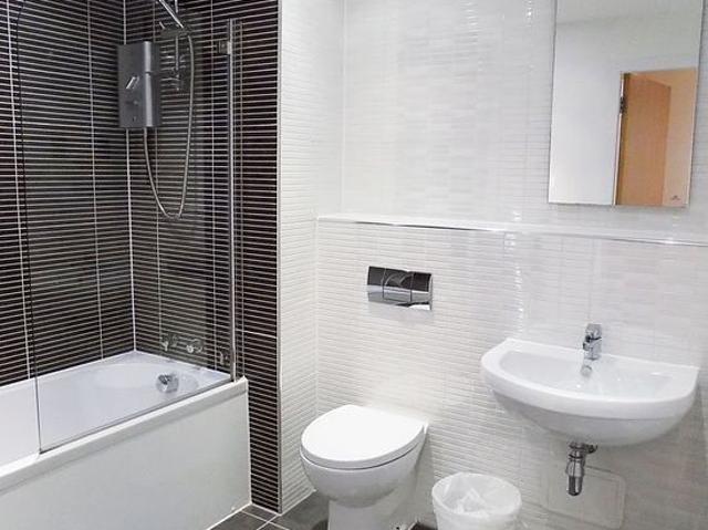 2 bedroom flat in Glasgow